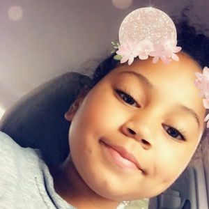 Meet your Posher, Laila